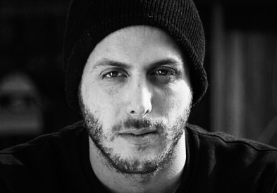 دانلود آهنگ مرد مسیح 2019-10-25_161028